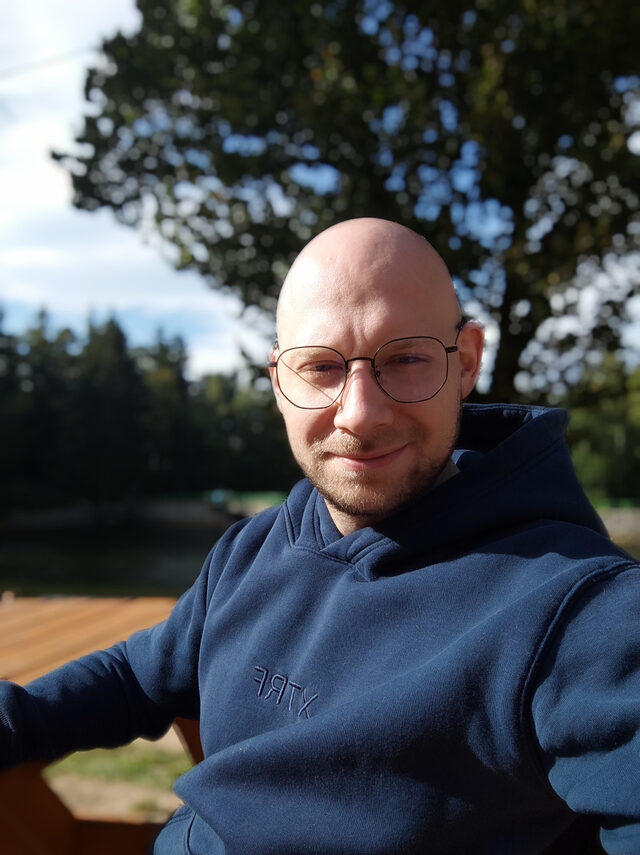 Bartosz Budzyลski